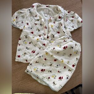 GAP Girl’s Floral Cream Button-Up Top and Skirt